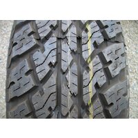 Bridgestone Dueler A/T 693 265/65R18 114V Image #5