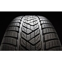 Pirelli Scorpion Winter 275/45R21 107V Image #2