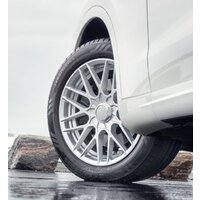 Nokian Tyres Hakka Black 2 SUV 295/35R21 107Y Image #4